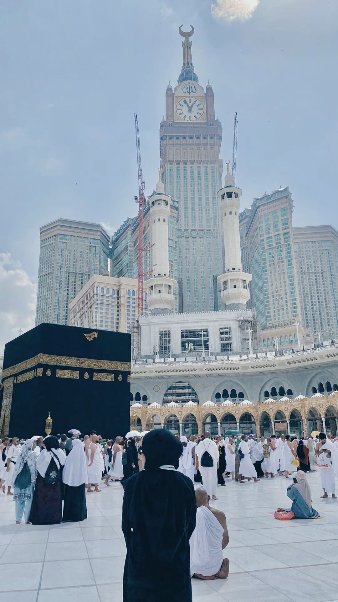 علی